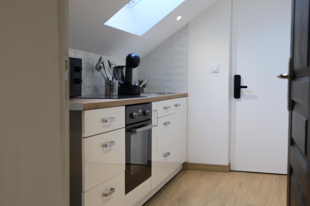 L'Artiste Apartment Charleville-Mézières Екстериор снимка