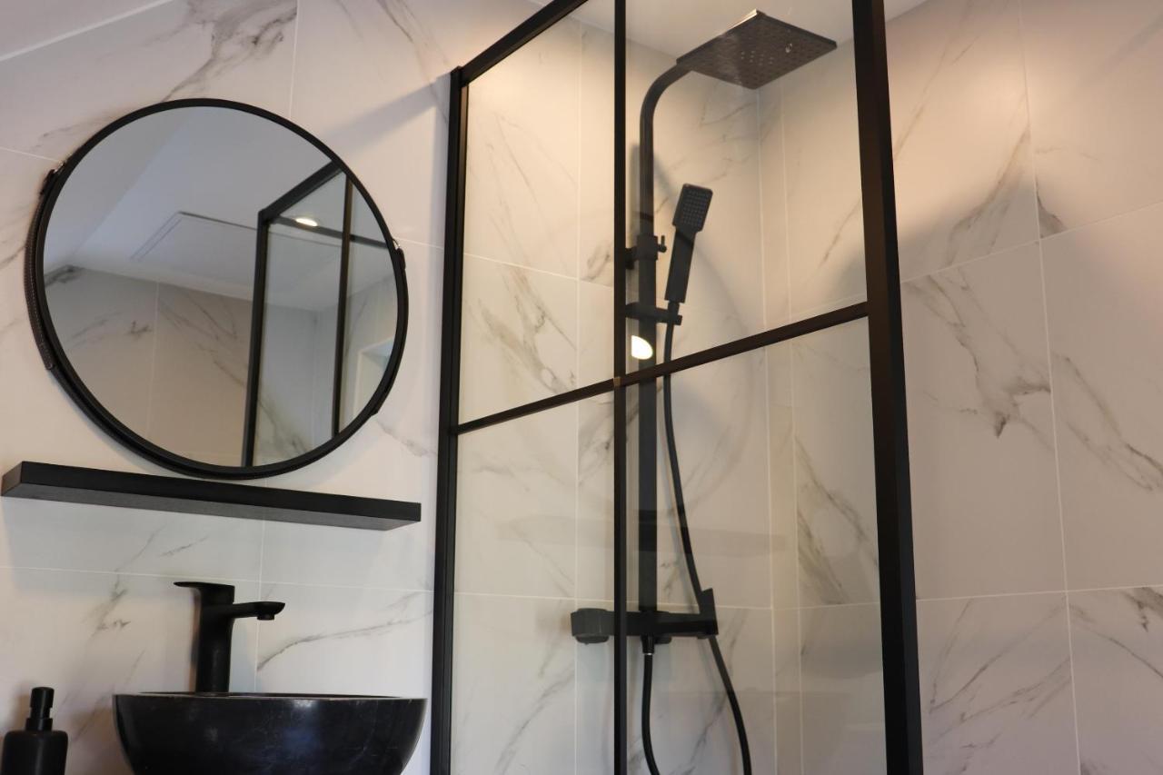 L'Artiste Apartment Charleville-Mézières Екстериор снимка
