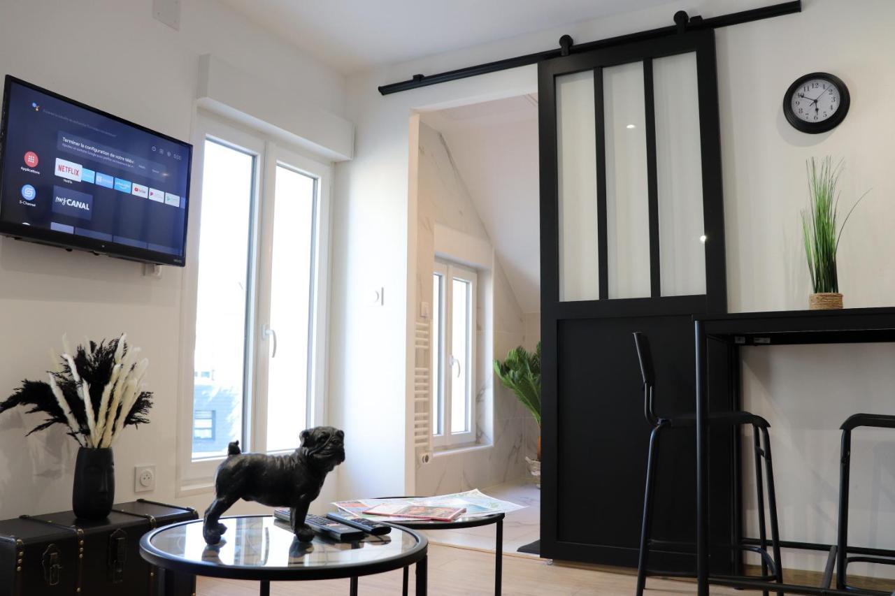 L'Artiste Apartment Charleville-Mézières Екстериор снимка